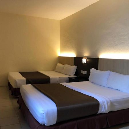 Hotel Sarina Mukah Ngoại thất bức ảnh